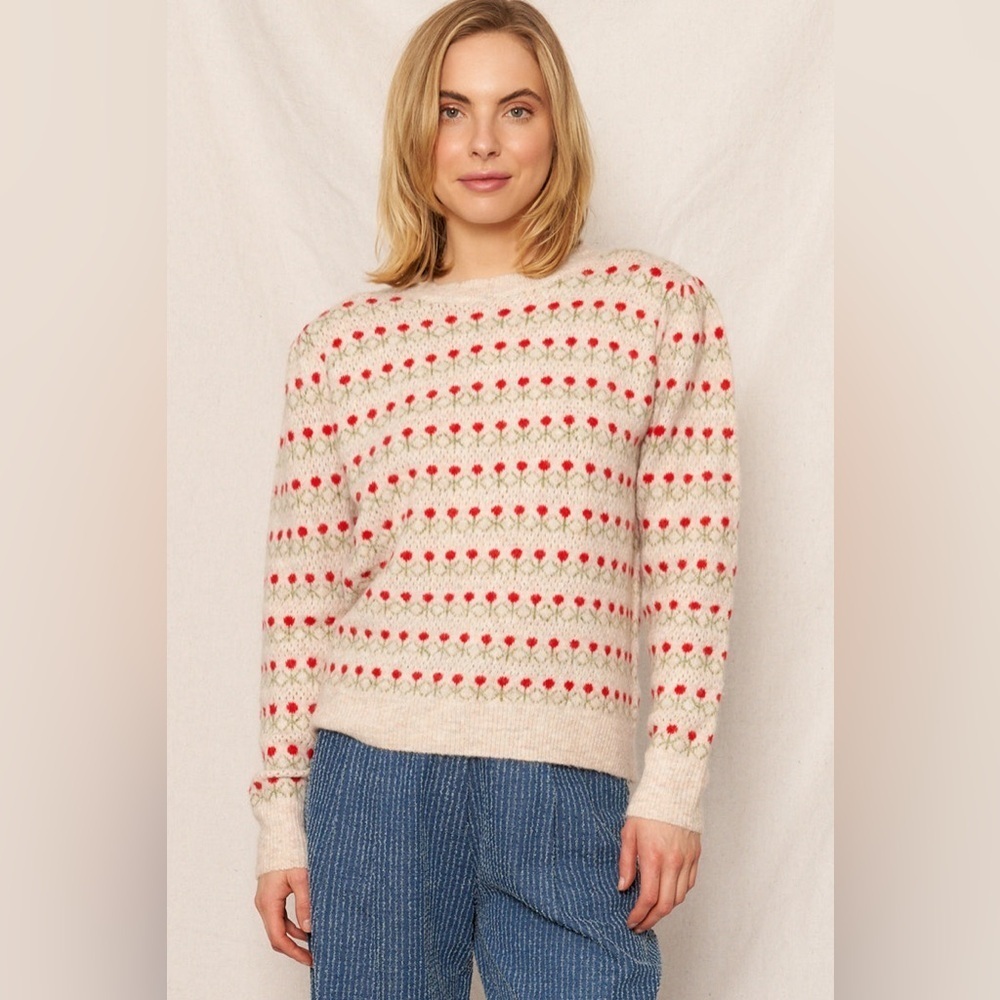 En Creme Ellie Rose Sweater in size Small/Medium.  Fuzzy and soft